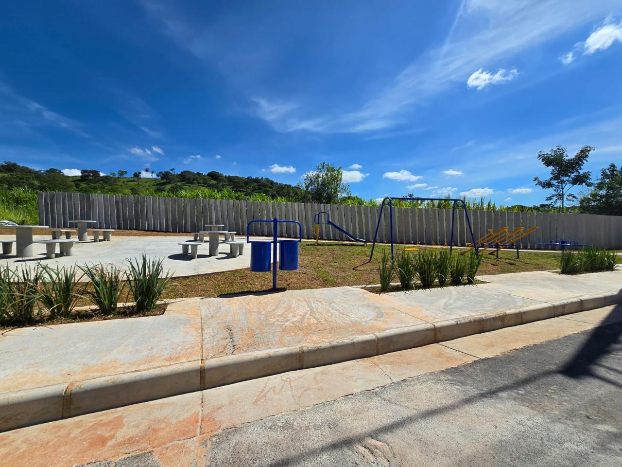 Urbanização - Pracinha